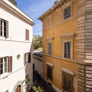 Guest house Vg Piazza Navona 5 Stelle Montecitorio, Rome